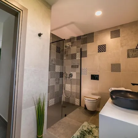 Piante - Pool, Whirlpool Villa Antonzi