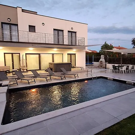 Piante - Pool, Whirlpool * Antonci (Porec)