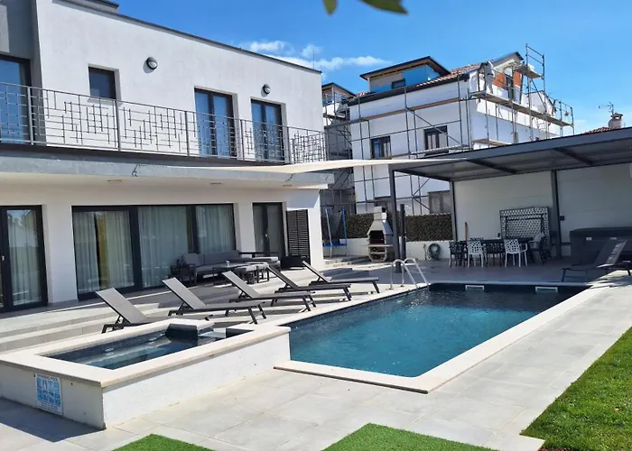 Piante - Pool, Whirlpool Antonci (Porec)